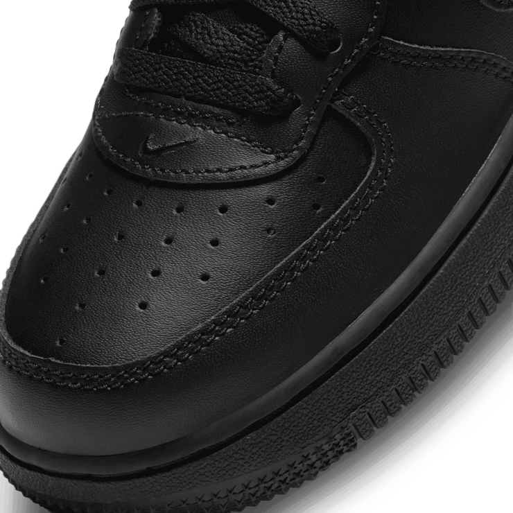 Nike Force 1 LE 'Triple Black' (PS) Angle 4