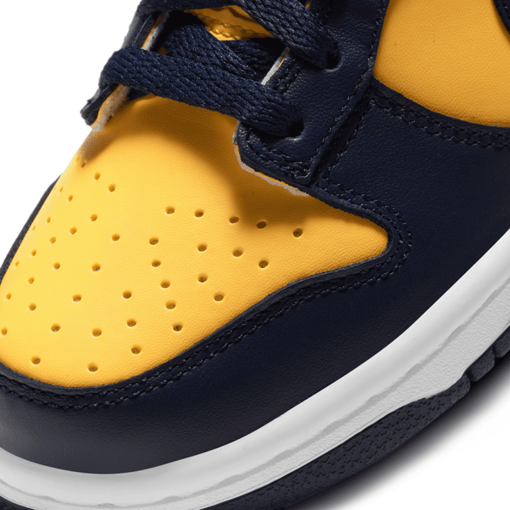 Nike Dunk Low 'Michigan' 2021 (GS) Angle 5