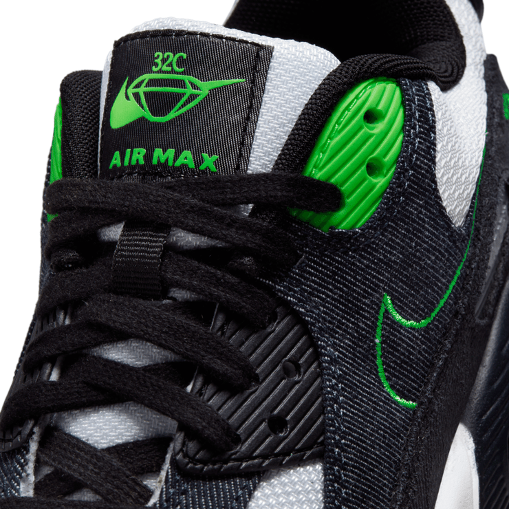 Nike Air Max 90 Leather SE 'Black Scream Green' (GS) Angle 8