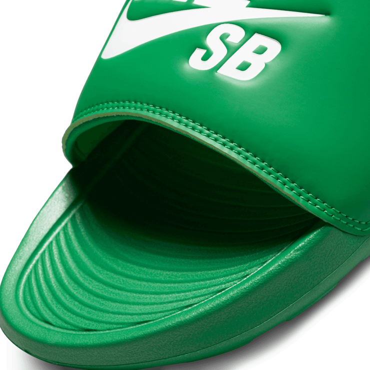 Nike Victori One Slide 'Lucky Green' Angle 6
