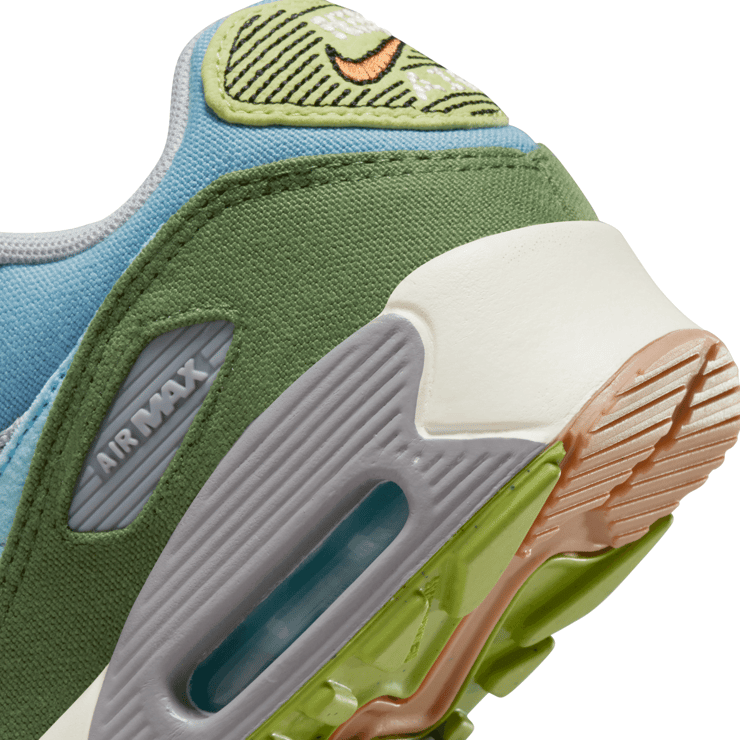 Nike Air Max 90 SE 'Sun Club - Worn Blue Treeline' (GS) Angle 4