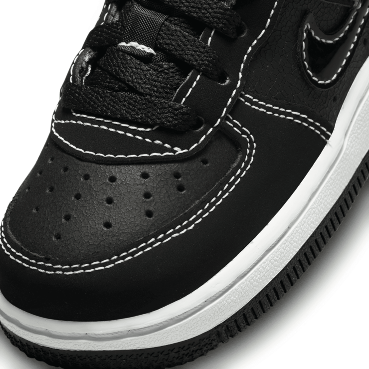 Nike Force 1 LV8 'Cracked - Black White' (TD) Angle 5