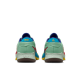 Nike Zoom Freak 4 SE 'Enamel Green' (GS) Angle 3