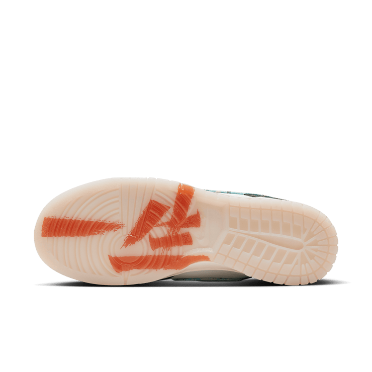 Nike Dunk Low Paisley Hoops Angle 0