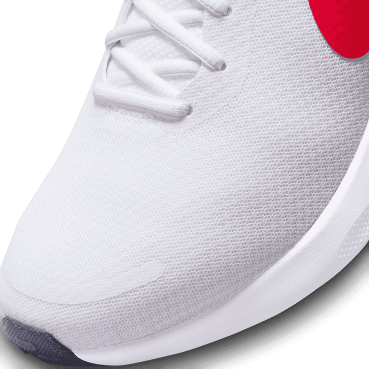 Nike Revolution 7 Road (Extra Wide) Angle 4
