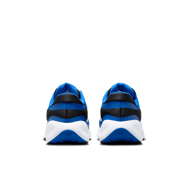 Nike Revolution 7 (GS) Angle 4