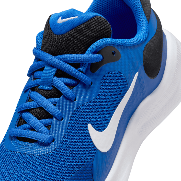 Nike Revolution 7 (GS) Angle 5