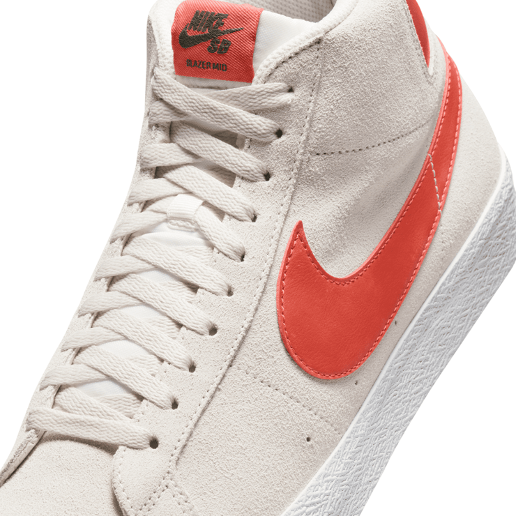 Nike SB Zoom Blazer Mid Skate Angle 5