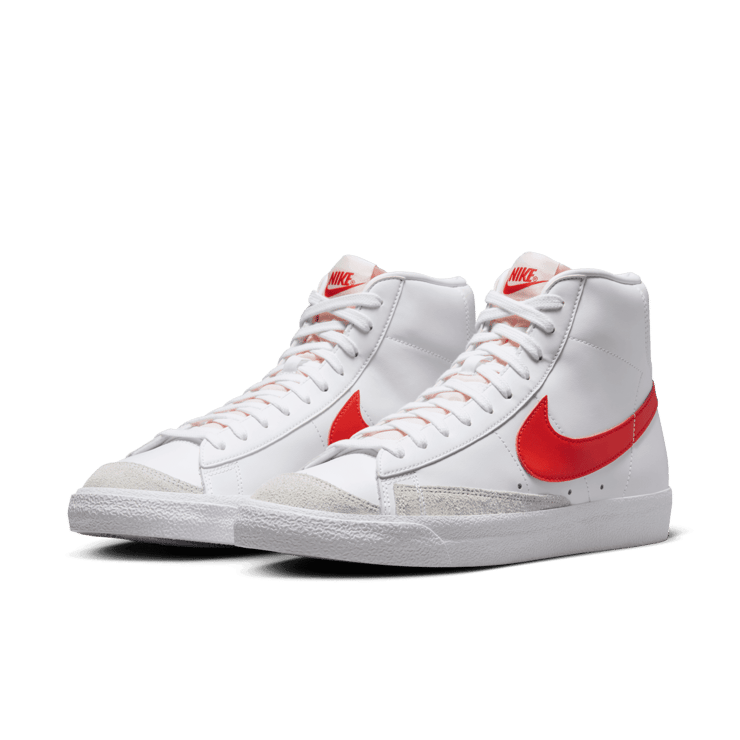 Nike Blazer Mid '77 Vintage Angle 1