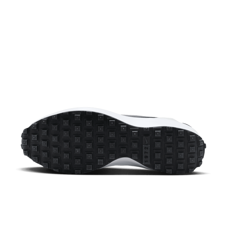 Nike Waffle Debut Angle 0
