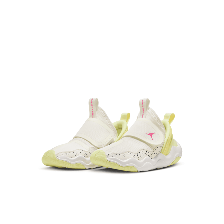 Air Jordan 23/7 (PS) Angle 3