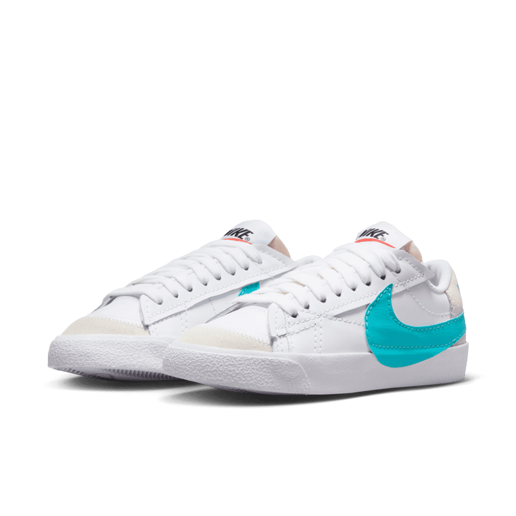 Nike Blazer Low '77 Jumbo Angle 2