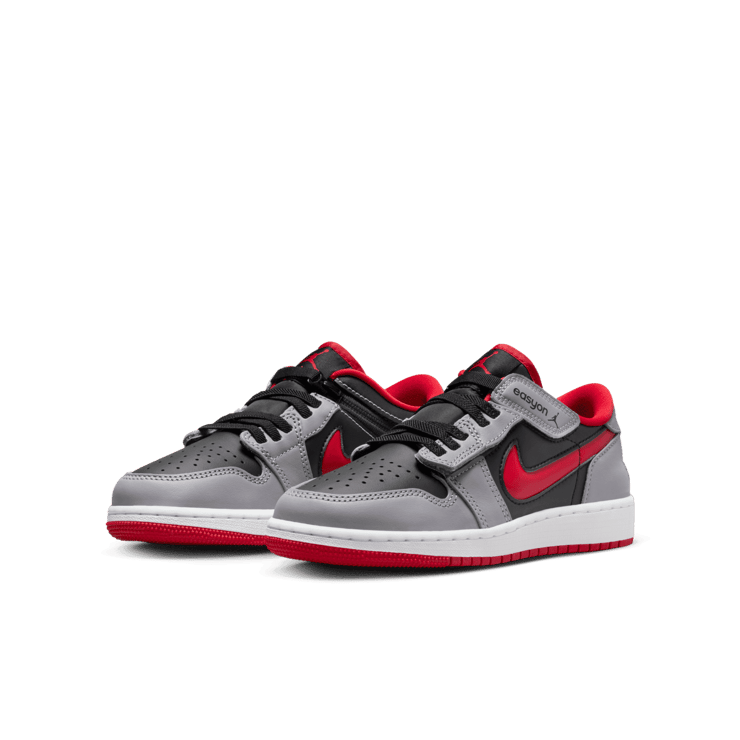 Air Jordan 1 Low Flyease (GS) Angle 2