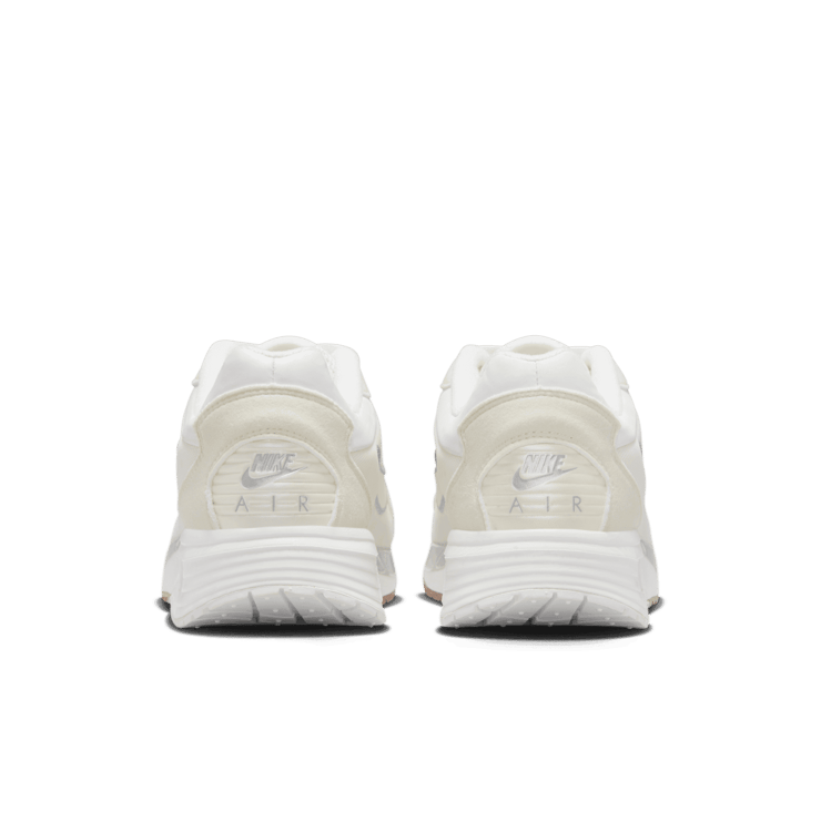 Nike Air Max Solo Angle 3