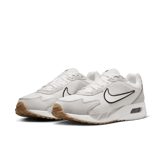Nike Air Max Solo Angle 2