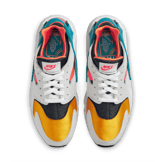 Nike Air Huarache Run NYC Angle 1