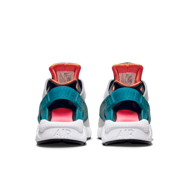 Nike Air Huarache Run NYC Angle 3