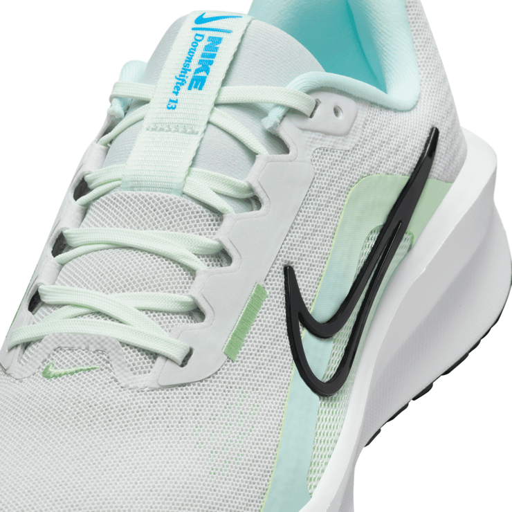 Nike Downshifter 13 Road Angle 5