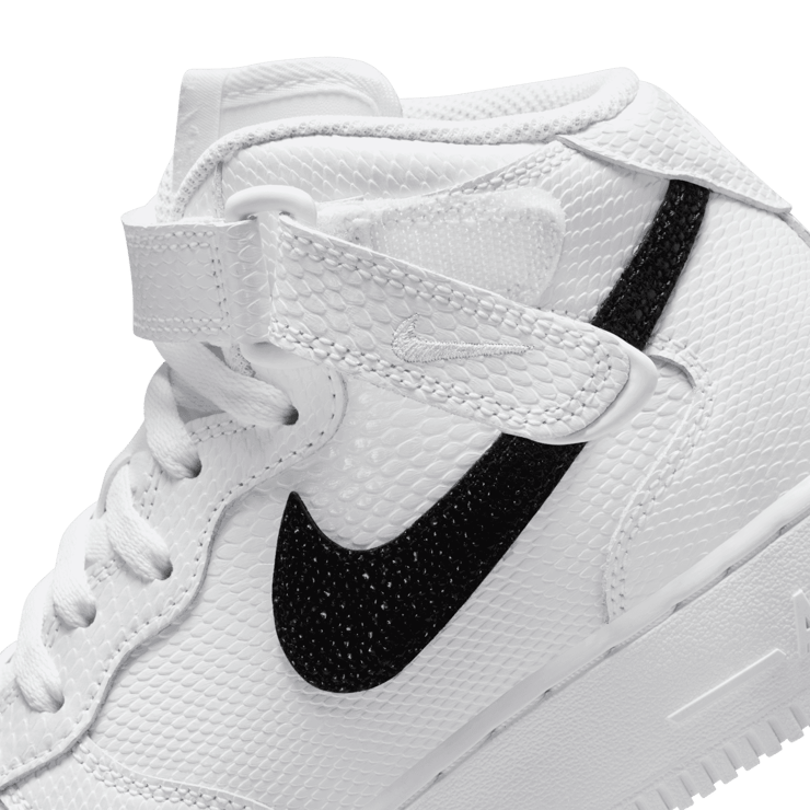 Nike Air Force 1 Mid Reptile White Black (W) Angle 6