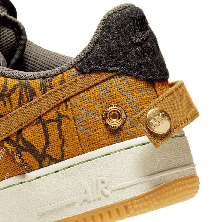 Nike Air Force 1 Low Travis Scott Cactus Jacks Angle 6