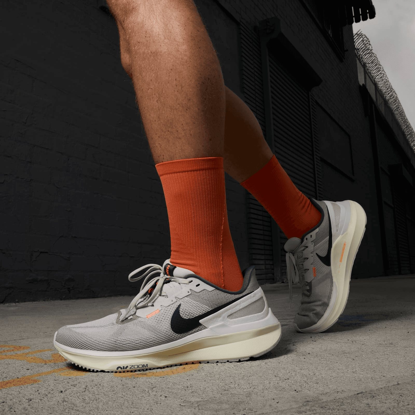 Nike Structure 25 Road Angle 8