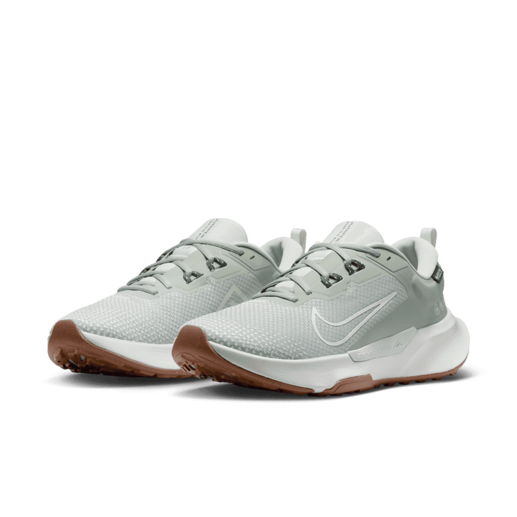 Nike Juniper Trail 2 GORE-TEX Waterproof Trail Angle 2