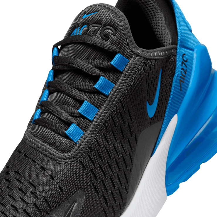 Nike Air Max 270 (GS) Angle 4