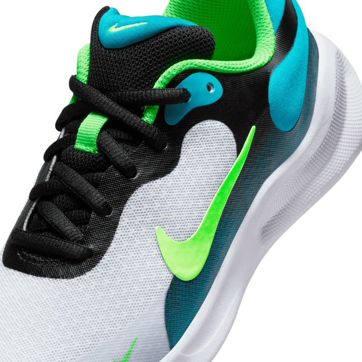 Nike Revolution 7 (GS) Angle 0