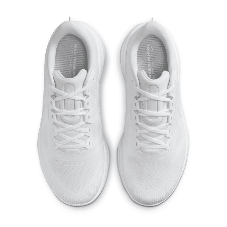 Nike Vomero 17 Road (Extra Wide) Angle 1