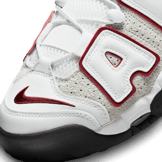 Nike Air More Uptempo Bulls Angle 4