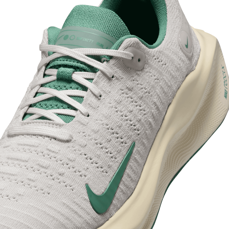 Nike InfinityRN 4 Premium Road Angle 1