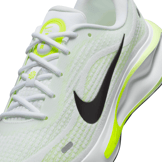 Nike Journey Run Road Angle 1