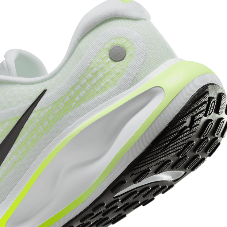 Nike Journey Run Road Angle 2