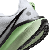 Nike Vomero 17 Road Angle 5