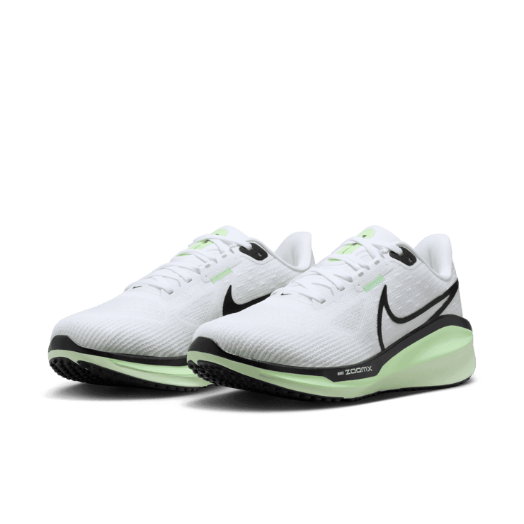 Nike Vomero 17 Road Angle 2