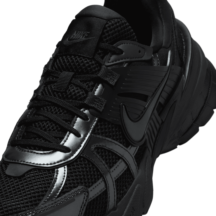 Nike V2K Run Angle 4