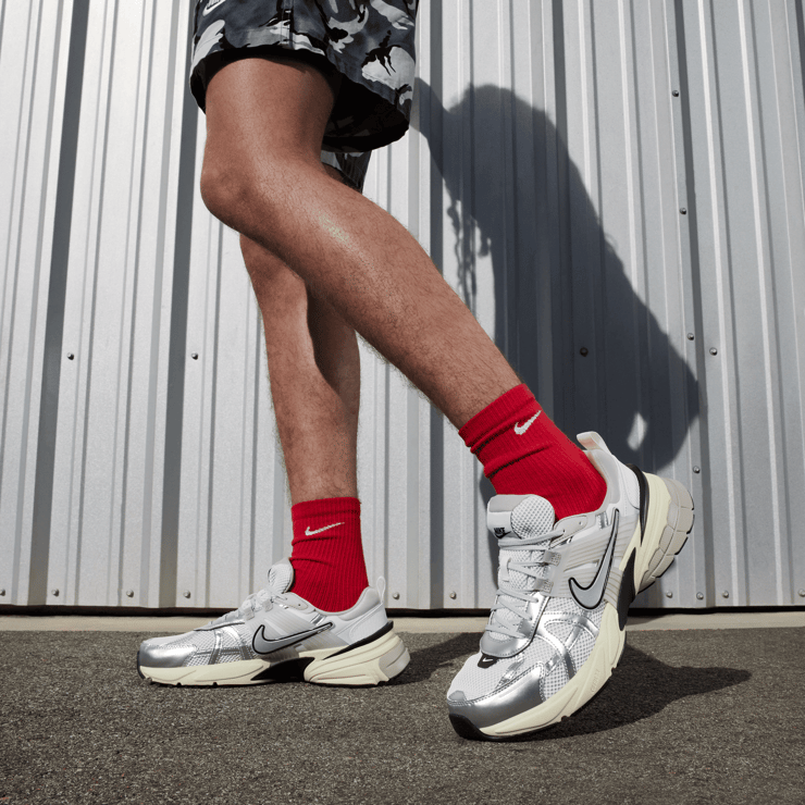 Nike V2K Run Angle 0