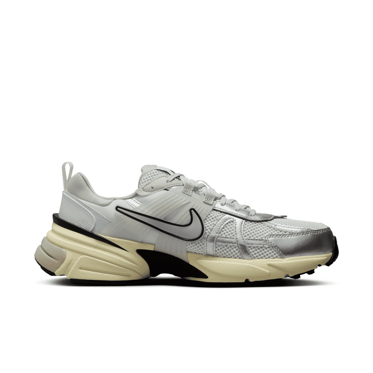 Nike V2K Run Angle 2