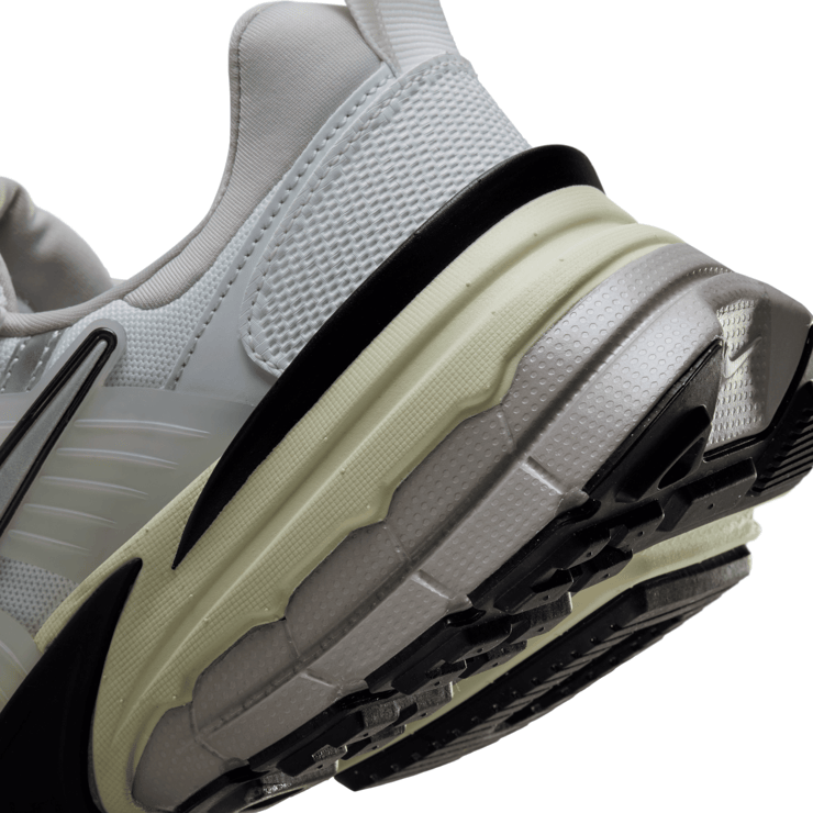Nike V2K Run Angle 5
