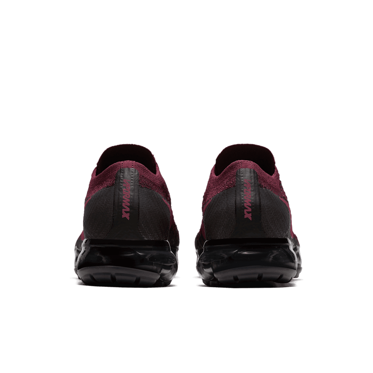 Nike Air VaporMax 'Berry Purple' (W) Angle 3