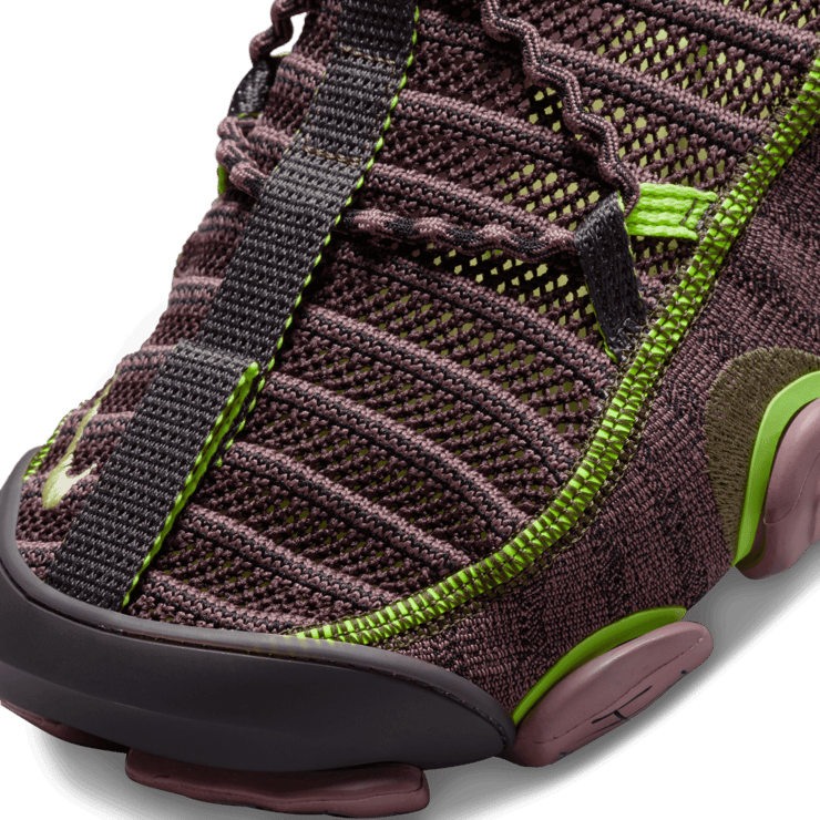 Nike ISPA Link Off Noir Limelight Angle 4