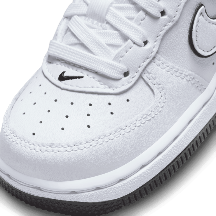 Nike Force 1 Low 'White Black' (TD) Angle 4