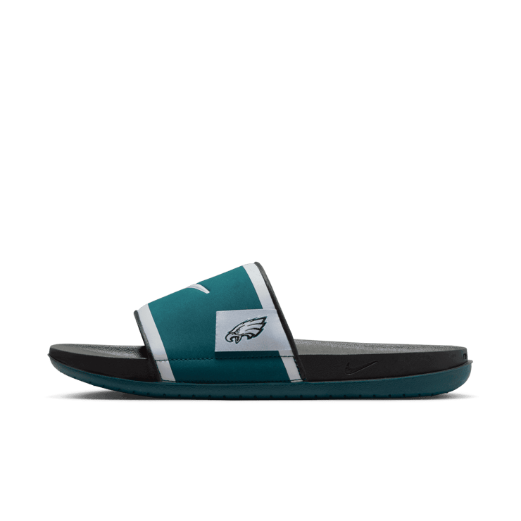 Nike Offcourt (Philadelphia Eagles) Offcourt Slides Angle 1