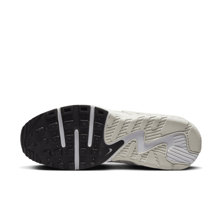 Nike Air Max Excee Angle 0