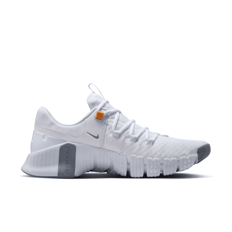Nike Free Metcon 5 Workout Angle 1