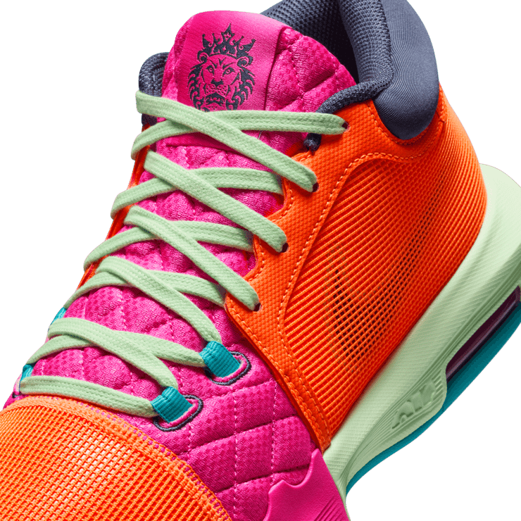 Nike LeBron Witness 8 Basketball Angle 4