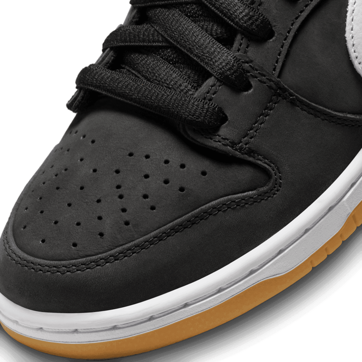 Nike SB Dunk Low Yin-Yang Black Angle 4