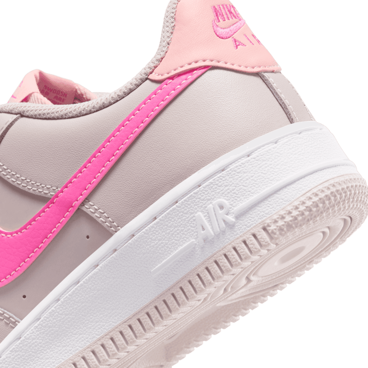 Nike Air Force 1 (GS) Angle 3