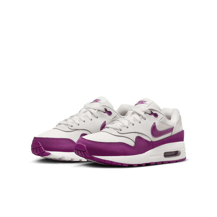 Nike Air Max 1 (GS) Angle 2