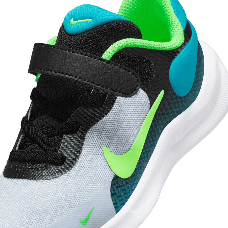 Nike Revolution 7 (PS) Angle 4